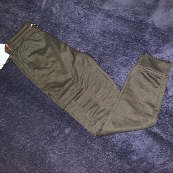 Hype Joggers - Picture 7 of 7